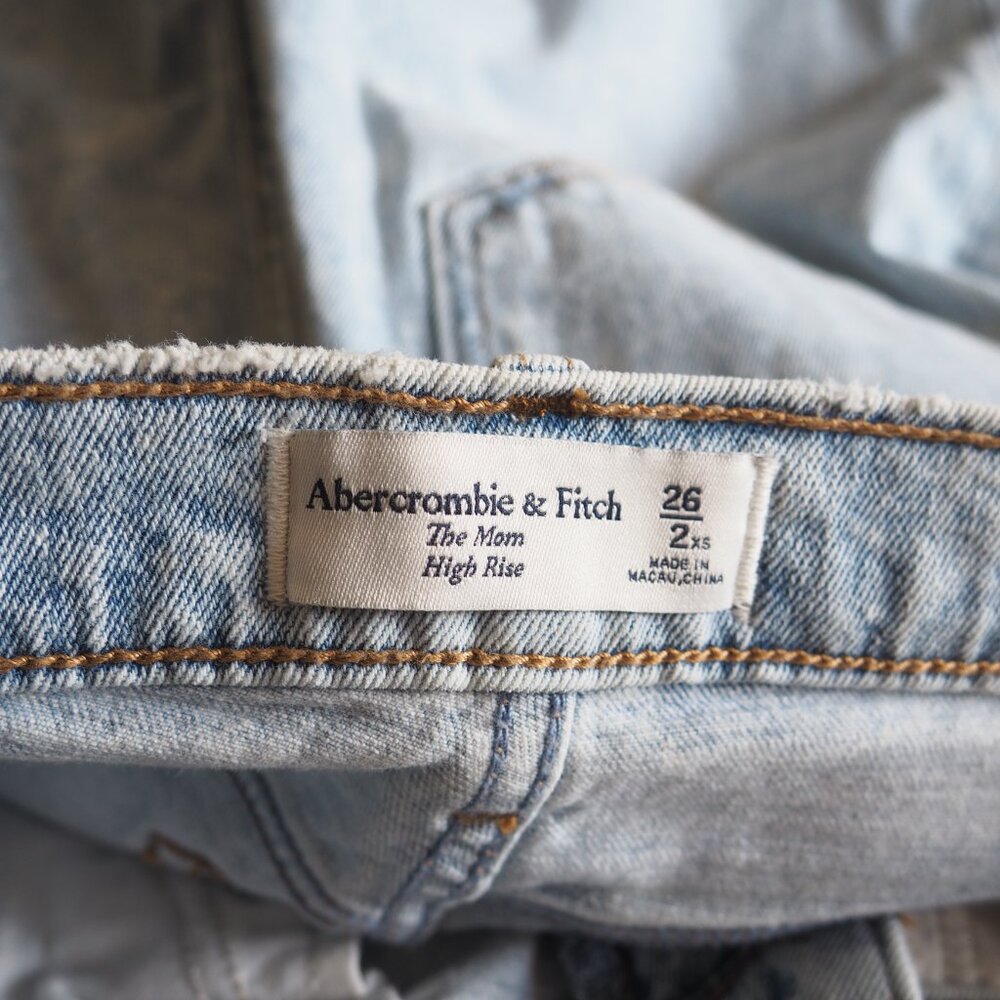! Abercrombie & Fitch The Mom High Rise Jeans sz 26 2 xs - Picture 7 of 7